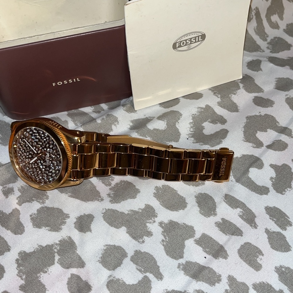 Fossil Rose Gold Womens Watch With Box And Manual - image 2